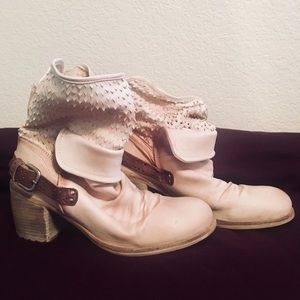 Felmini slouchy western-style ankle boots